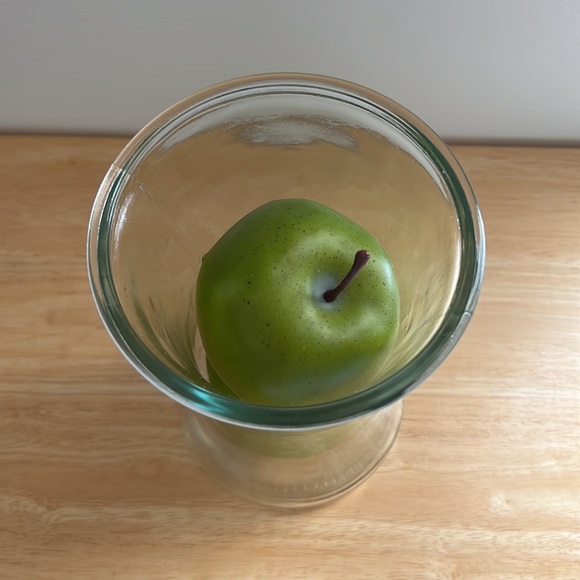 Glass Vase - Picture 4 of 8